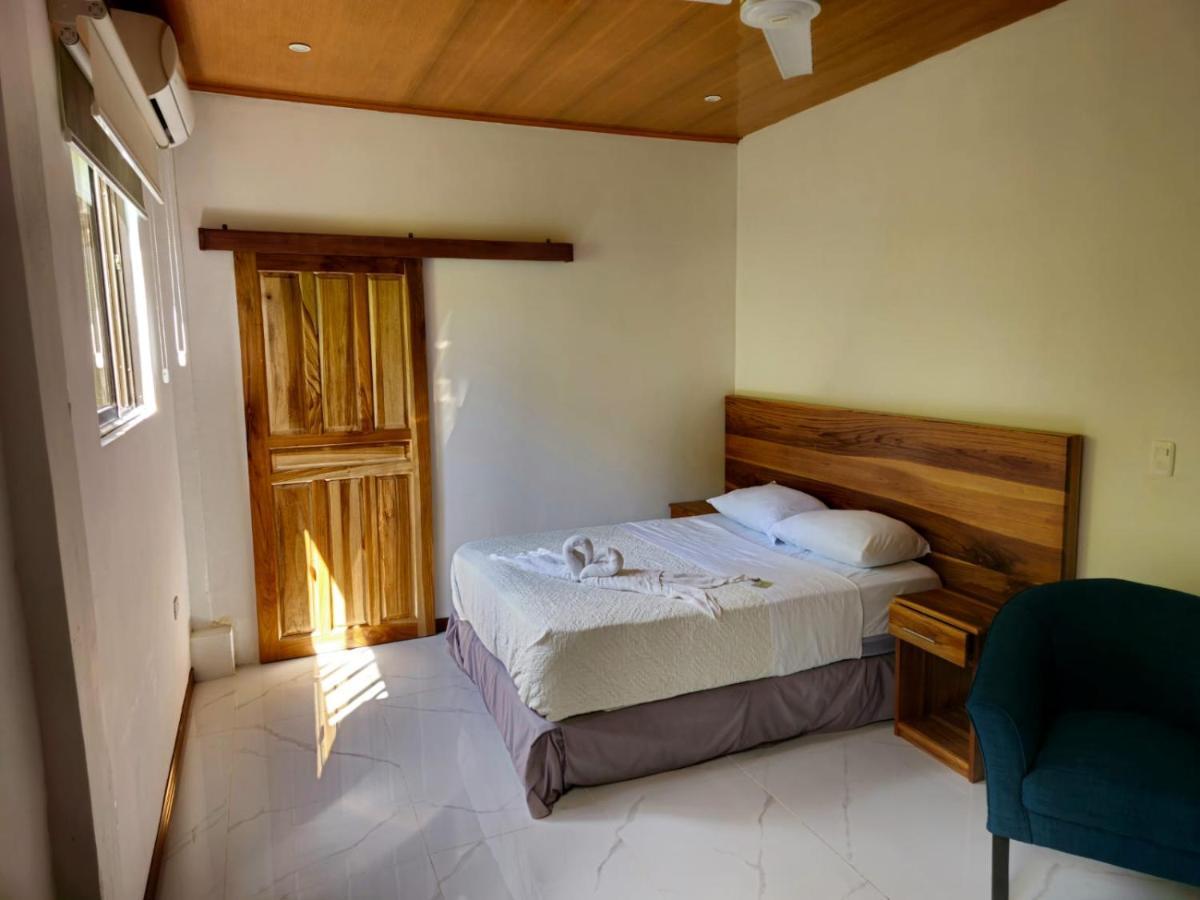 Hotel Torres Del Mar Puerto Viejo de Talamanca Bagian luar foto